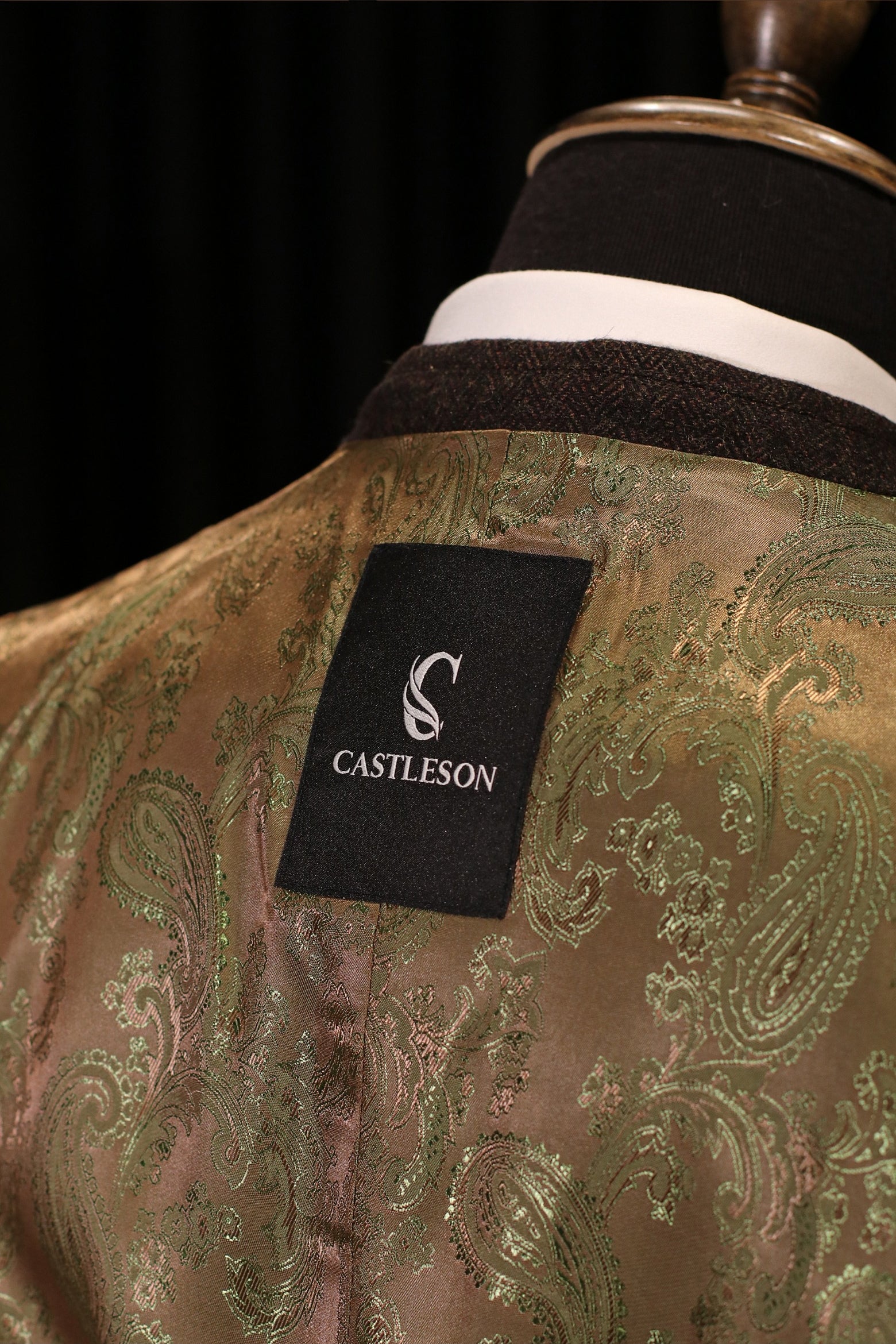 CASTLESON Chief Brown – Driedelig pak donkerbruin tweed 16