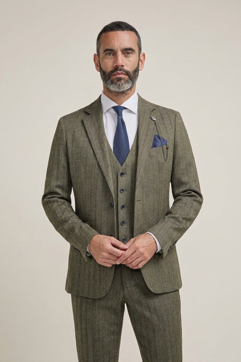 Driedelig Heren Kostuum - Cavani Damon Sage — studiofoto