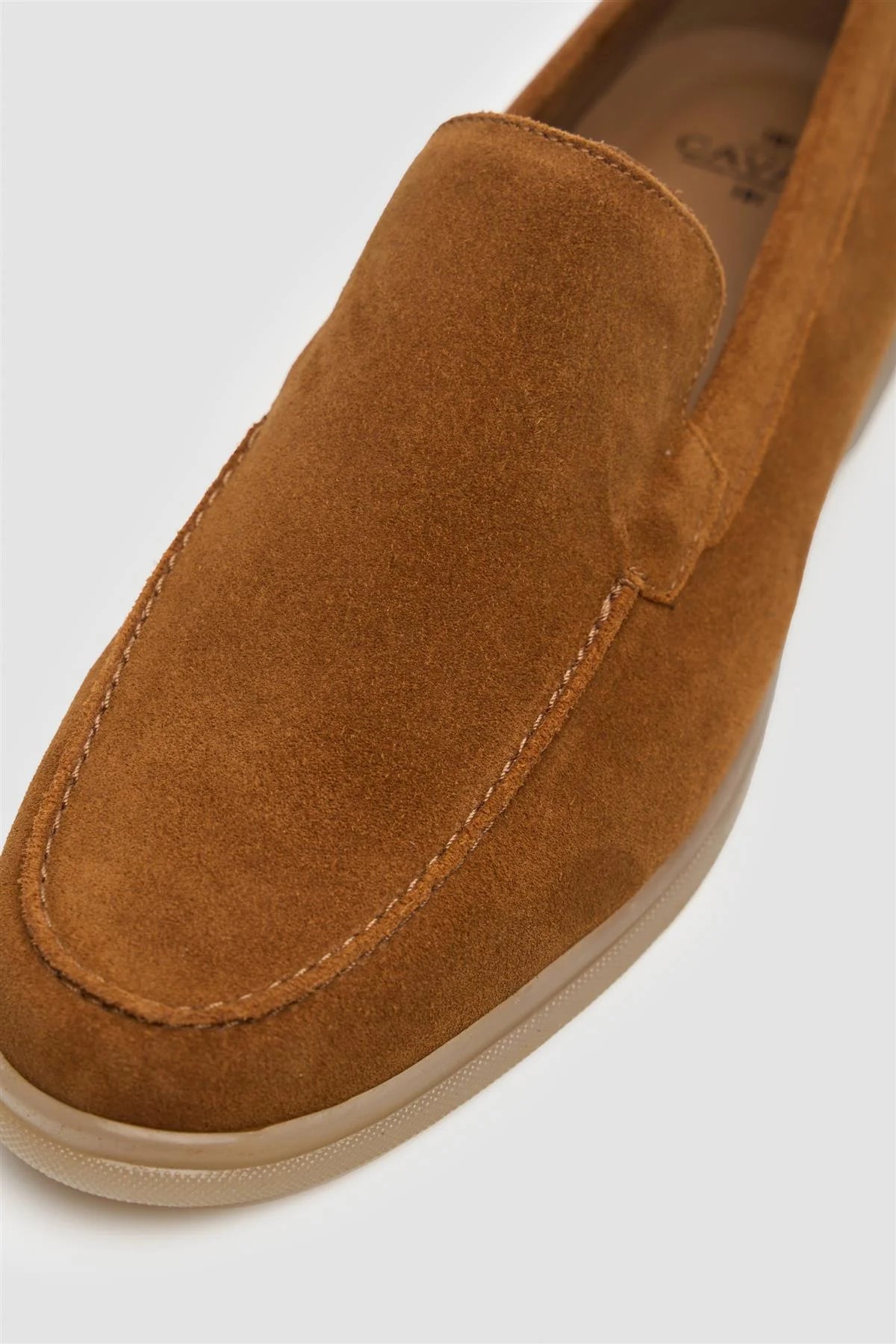 Cavani Breezy Suède Loafers - Bruin