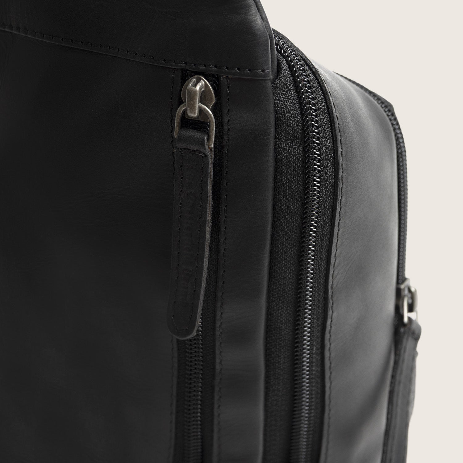 Leren Sling Bag Zwart Riga