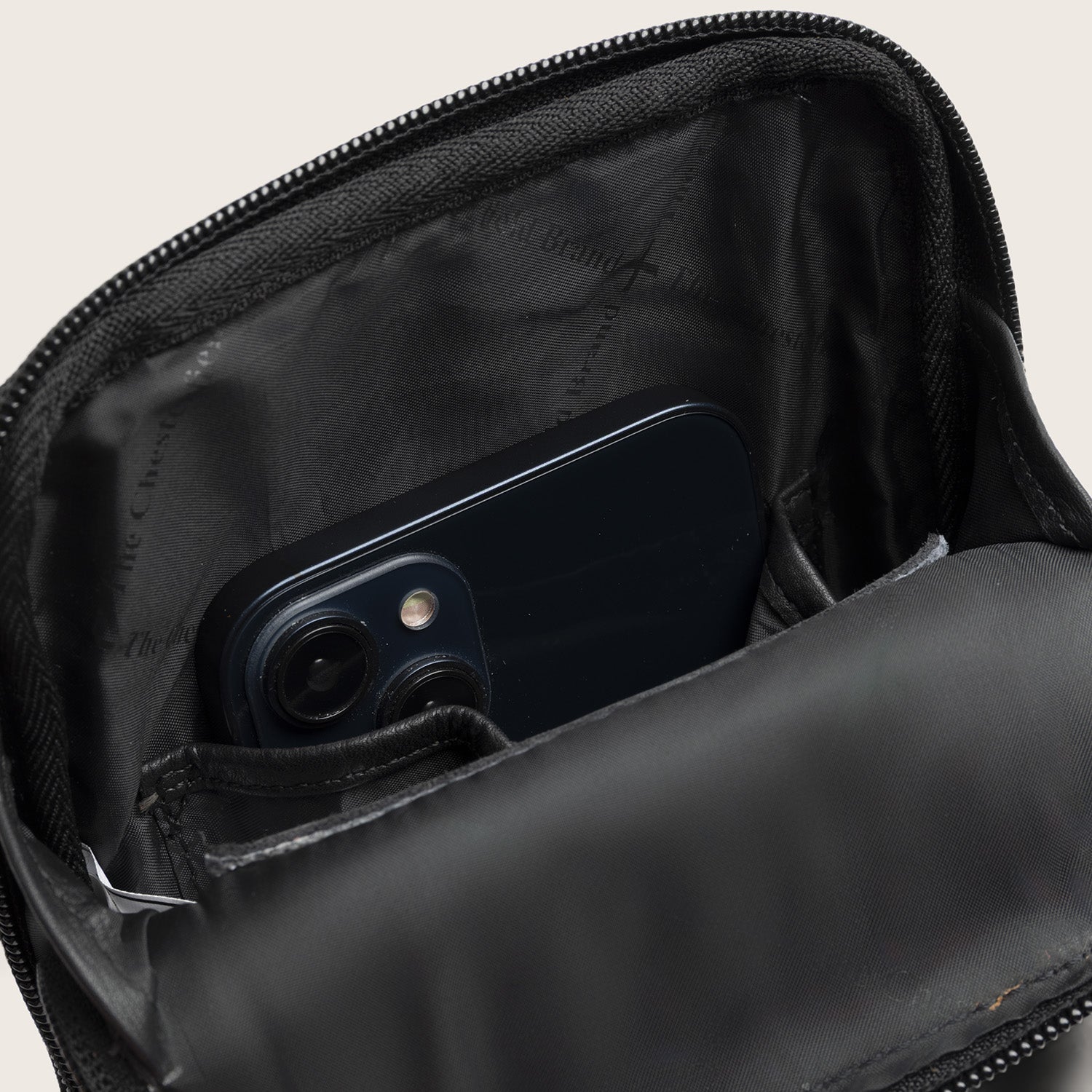 Leren Sling Bag Zwart Isley