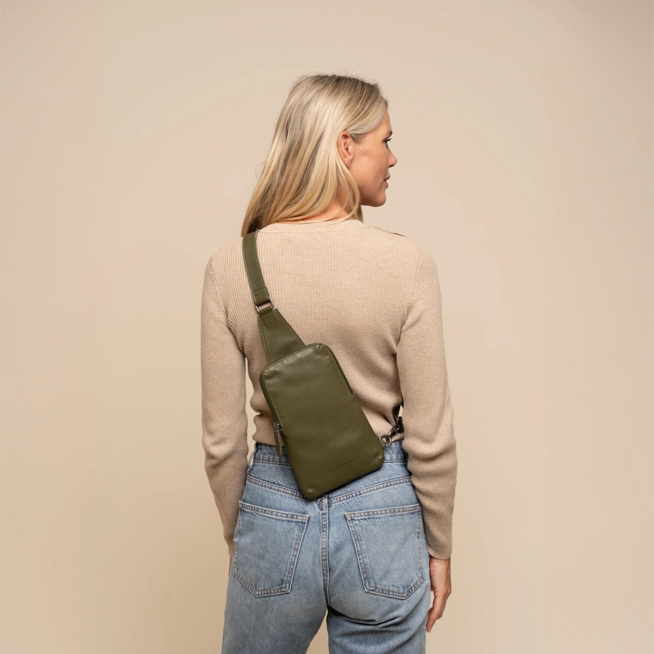 Leren Sling Bag Olijfgroen Isley
