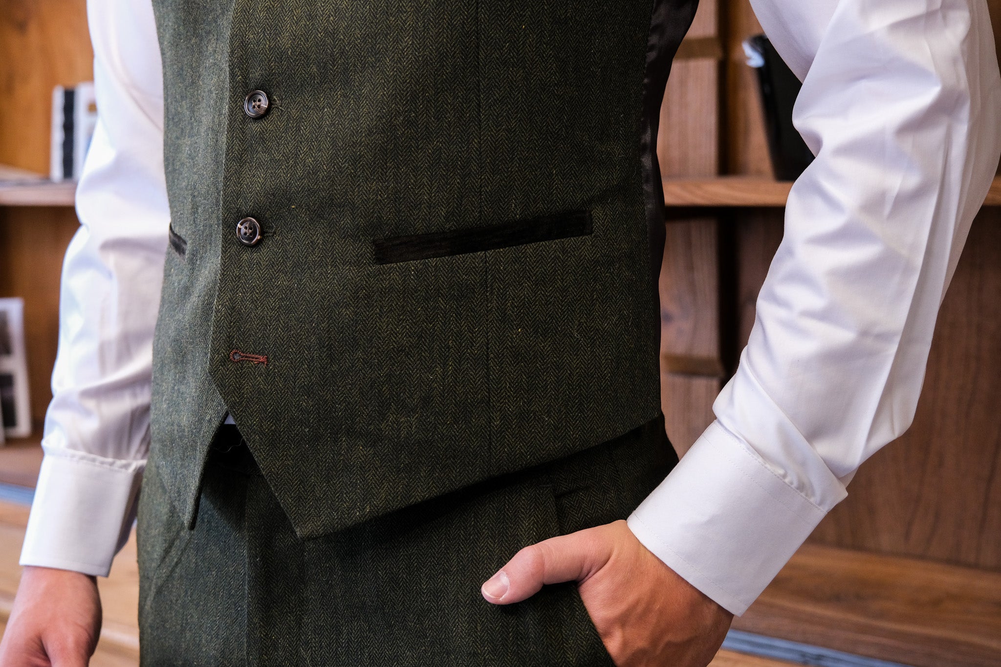 TAVERNY - Gilet Olive Tweed