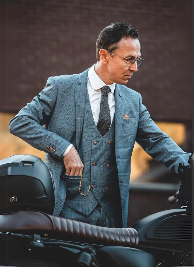 Marc Darcy - Colbert George Light Blue Check