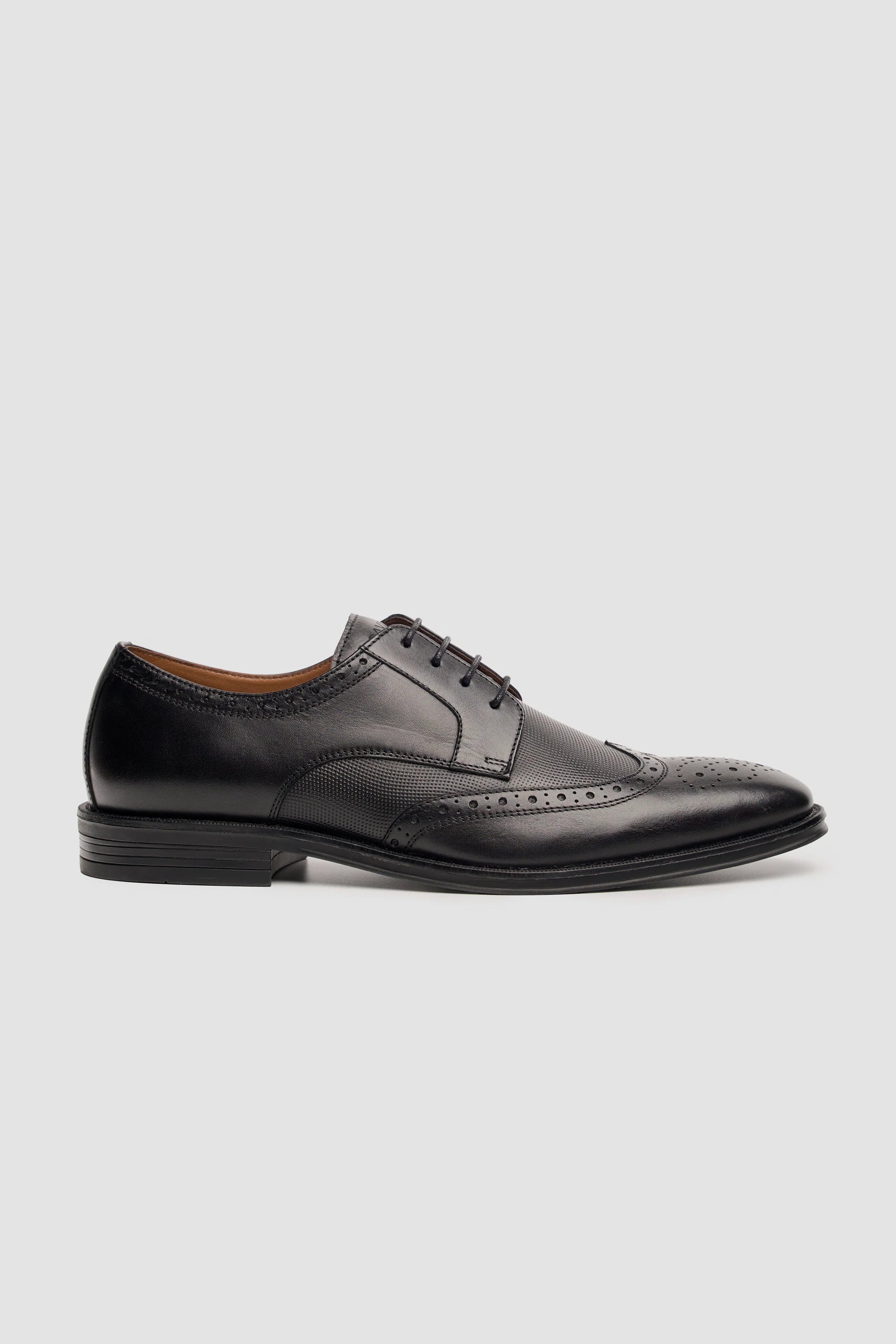 Cavani Lorenzo Schoenen Black - Wingtip Brogue
