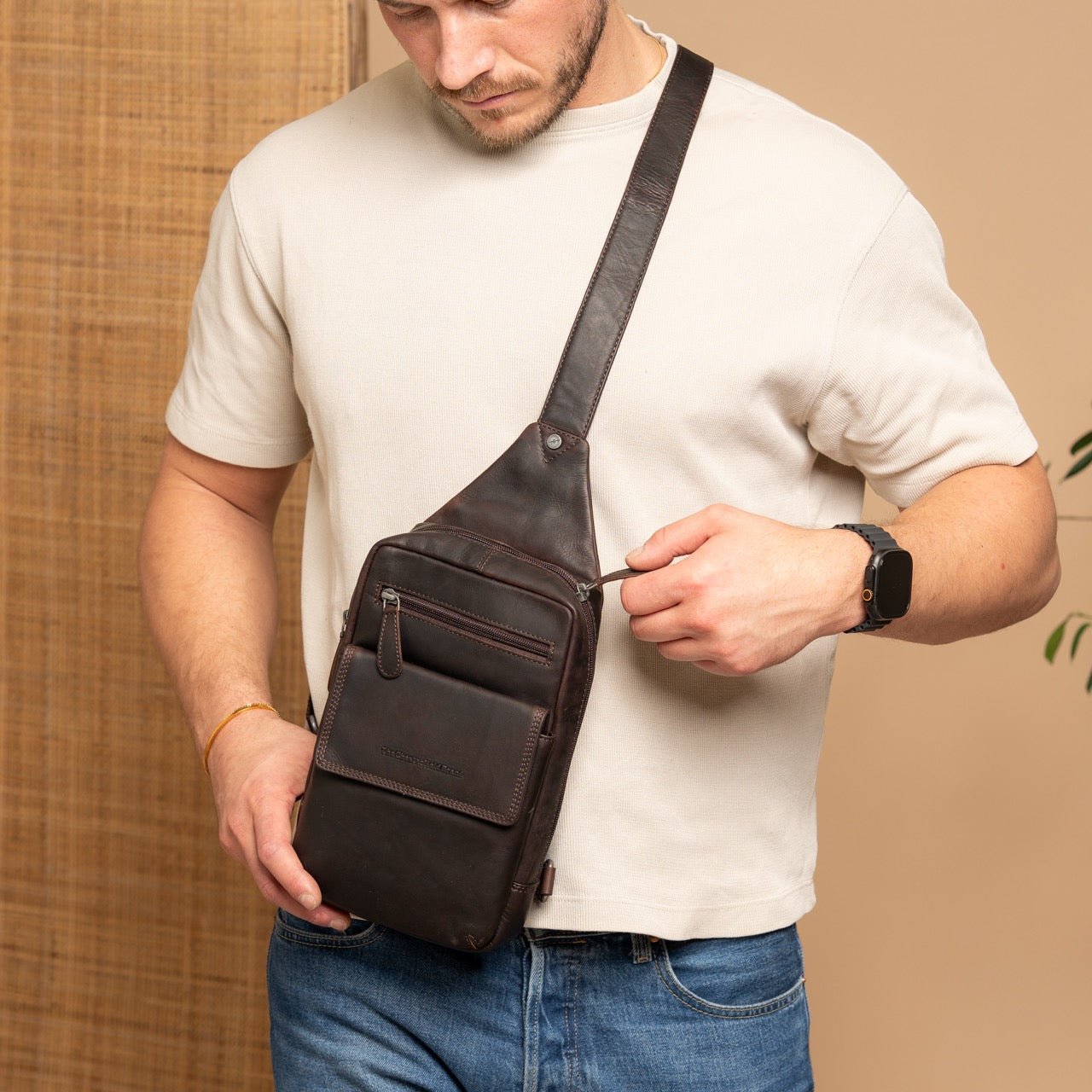 Leren Sling Bag Bruin Turelle