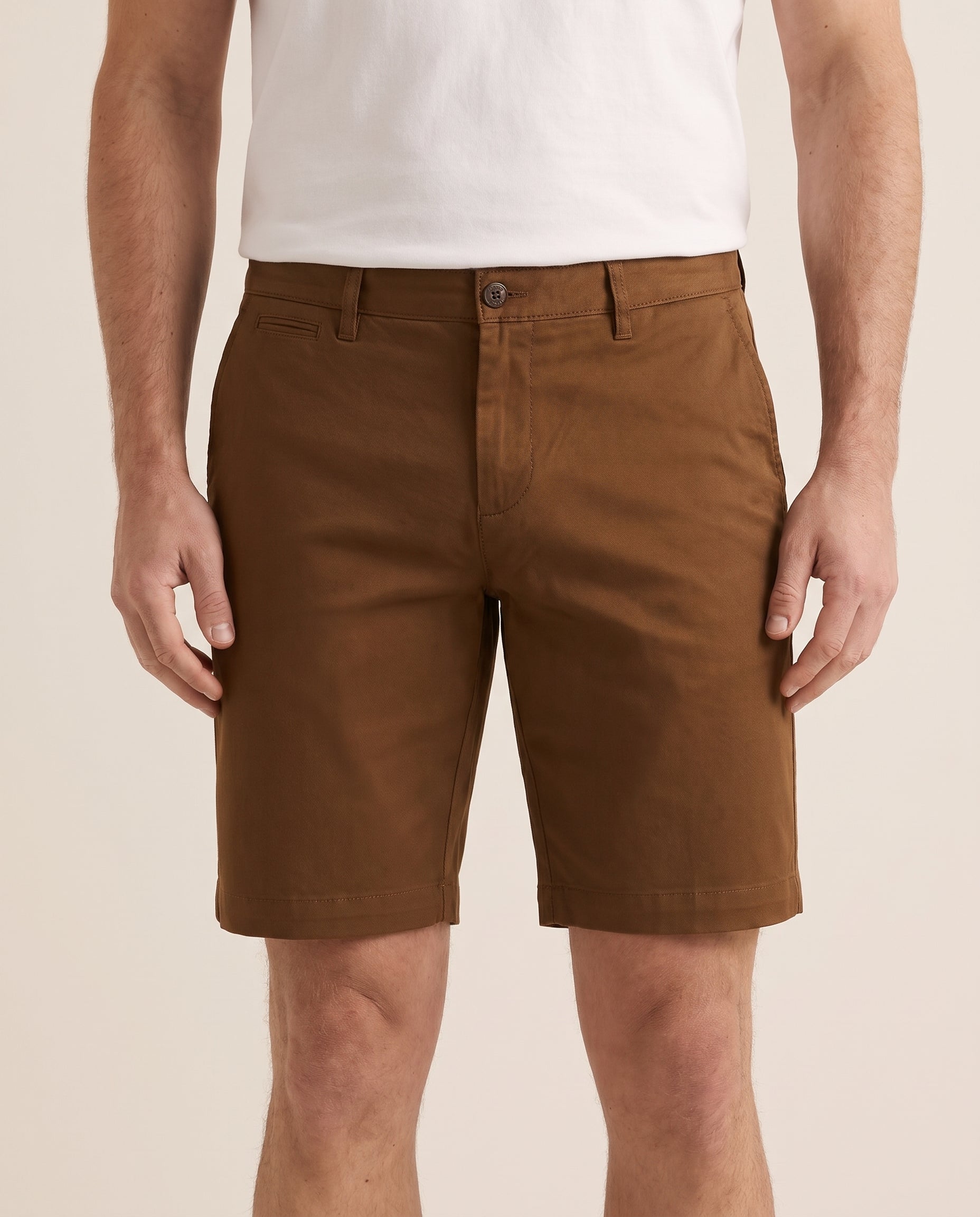 Cavani Dakota Sierra - Korte chino broek heren – modelfoto