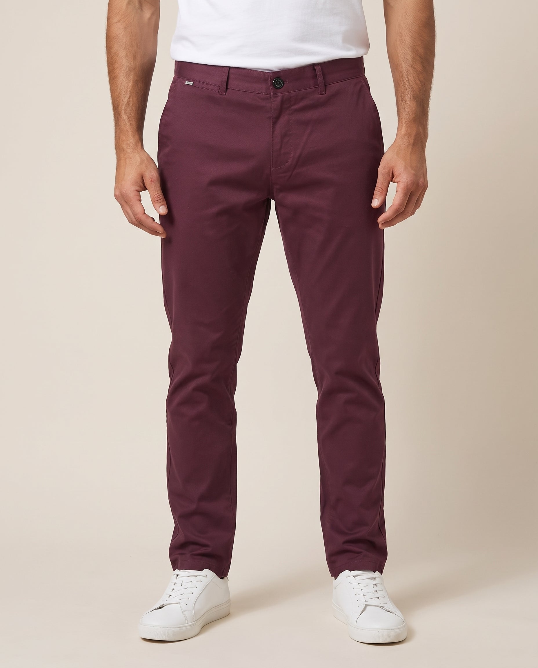Cavani Dakota Wine - Chino heren Regular – modelfoto