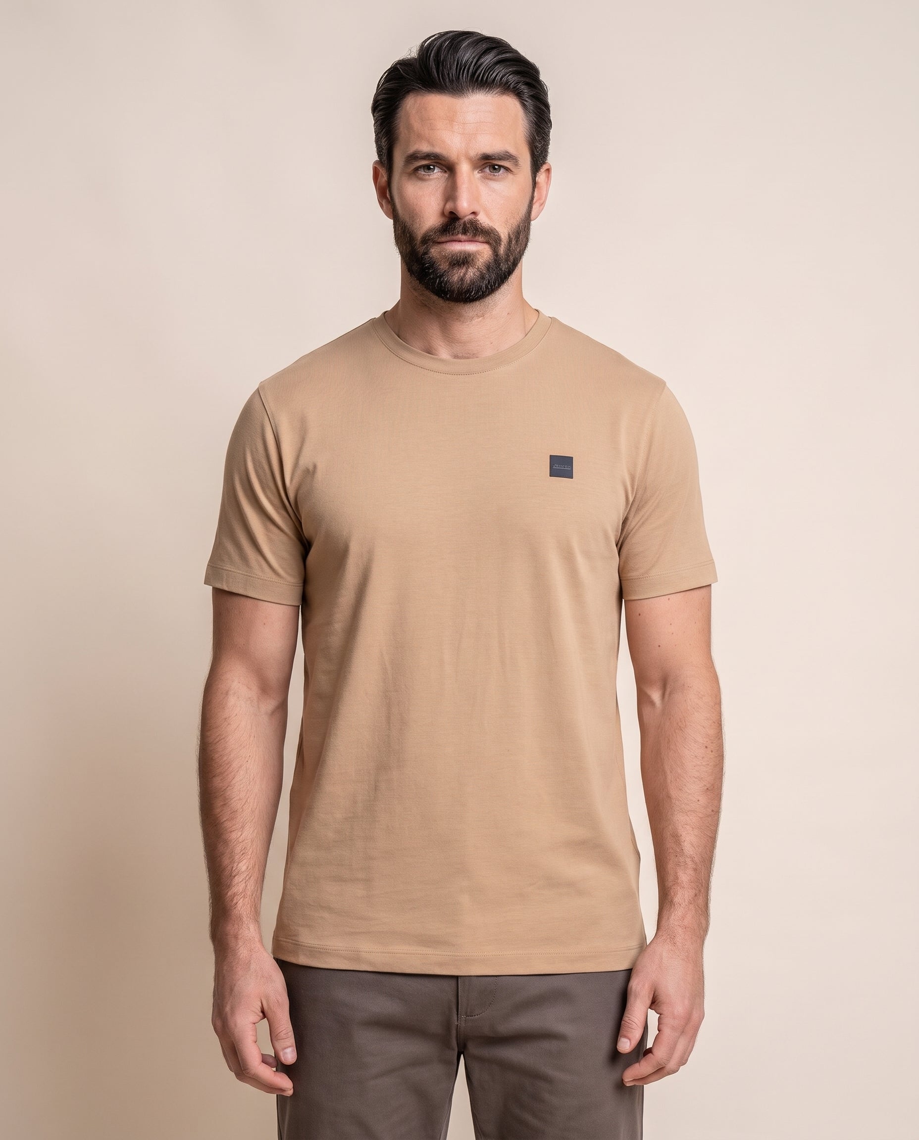 Cavani Bogart Sand - T-shirt heren – modelfoto