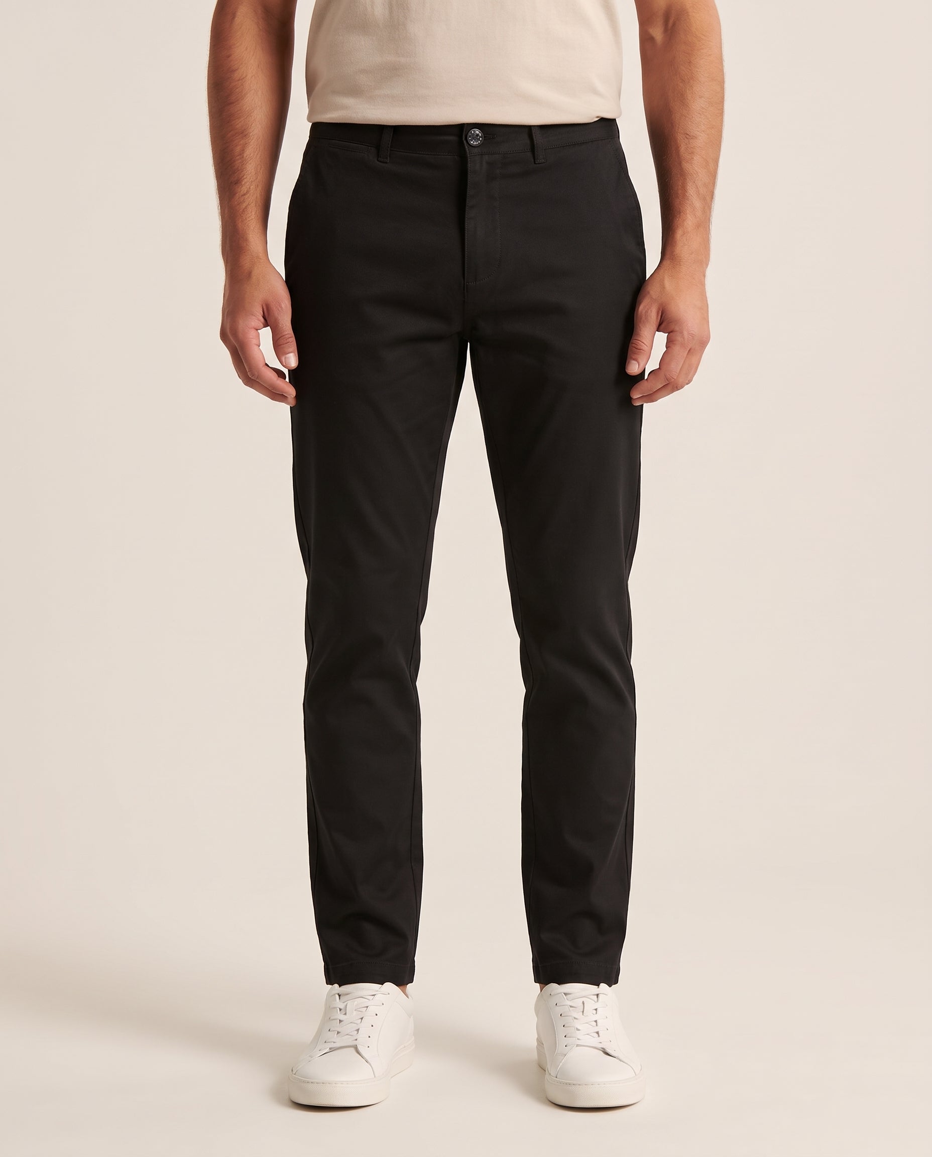 Chino broek heren Zwart - Cavani Dakota – modelfoto